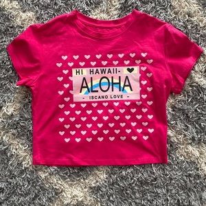 BRAND NEW!! Super cute aloha cropped tee.
